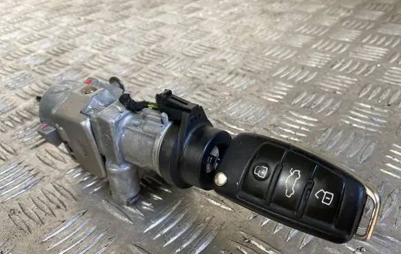 Audi A4 S4 B7 8E 8H Ignition lock 4B0905851P
