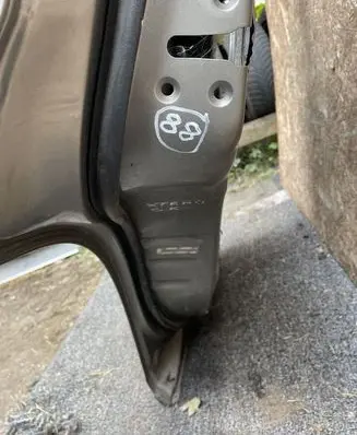 Nissan X-Trail T30 Rear door