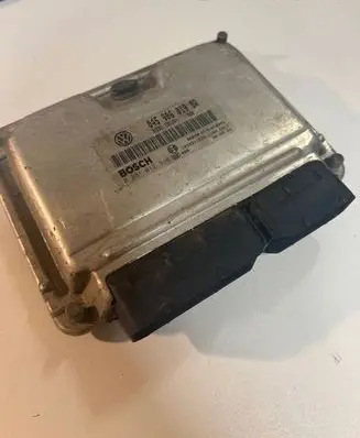 Skoda Fabia Mk1 (6Y) Engine control unit/module 045906019BR 1039S11626 0281012318