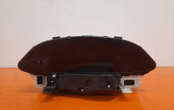 Volkswagen PASSAT B6 Speedometer (instrument cluster) 83800-0D690-D