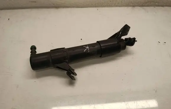 Volkswagen Golf Plus Headlight washer spray nozzle 