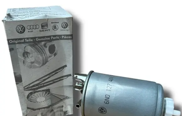 Skoda Felicia I Central body control module 6N0127401R