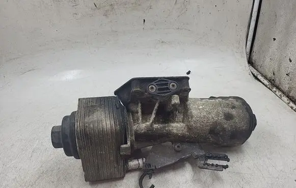 Mitsubishi Lancer X Oil filter mounting bracket 