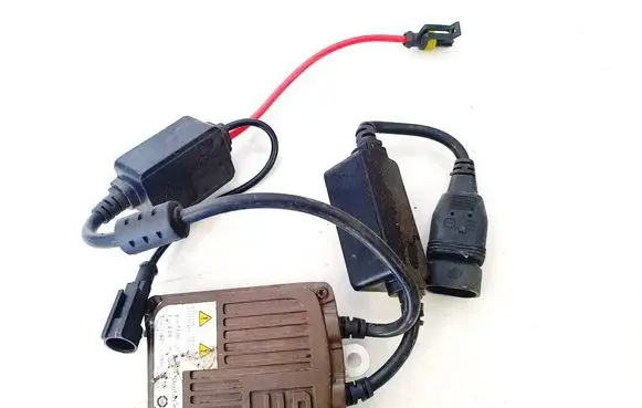 BMW 5 F10 F11 Headlight ballast module Xenon
