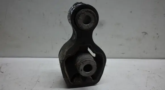 Mazda 3 II Gearbox mount KD62