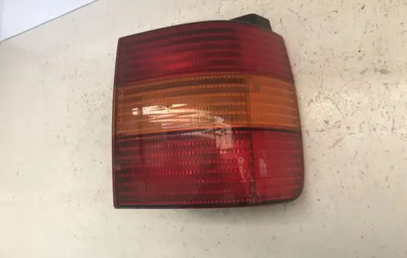 Volkswagen PASSAT B4 Rear/tail lights 3A9945112 3A9945257