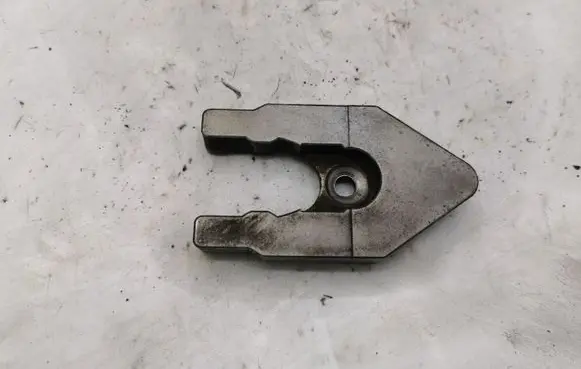 Nissan X-Trail T30 Fuel Injector clamp holder NOCODE