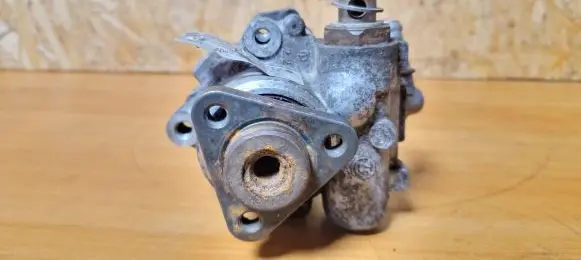 Power steering pump