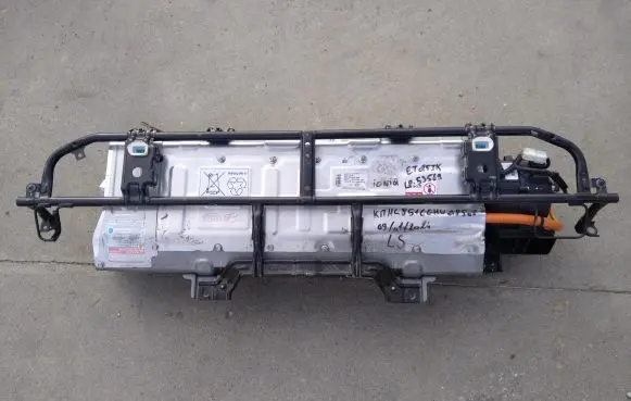 Hyundai Ioniq Hybrid / electric car battery 37501G2000