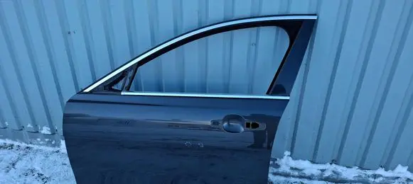 Jaguar XE Front door 