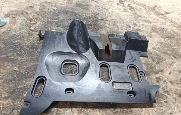 BMW 7 E65 E66 Dashboard lower bottom trim panel 8223644 72758410