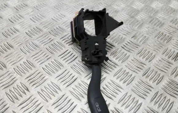 Audi A4 S4 B6 8E 8H Indicator stalk 4E0953513A