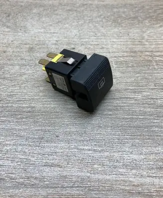 Opel Vectra B Windscreen/window heater switch 09134506 501776