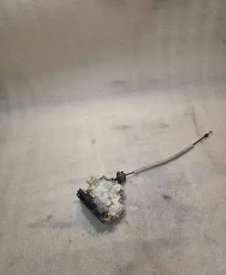 Audi A6 S6 C6 4F Rear door lock 4F1837011