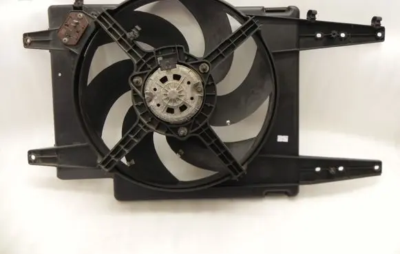 Alfa Romeo 166 Electric radiator cooling fan