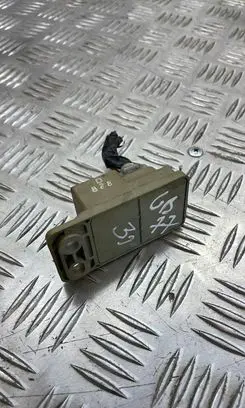 Subaru Forester SH Window washer relay 88018EE010