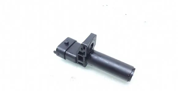 Mercedes-Benz CLS C218 X218 Crankshaft position sensor A2761530128