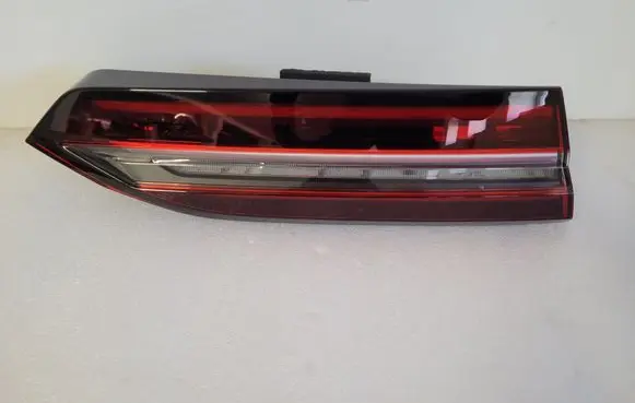 BMW 5 G60 G61 Rear/tail lights H75A01AD112