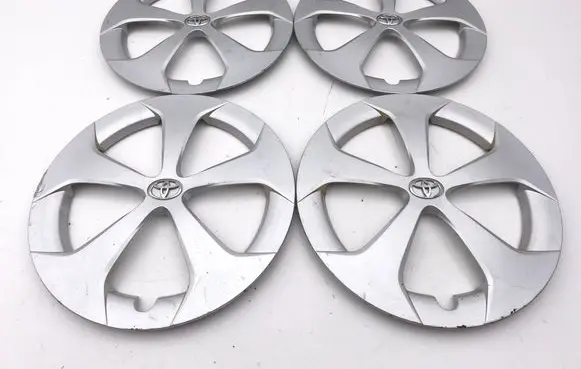 Toyota Prius (XW30) R16 wheel hub/cap/trim 4260247060