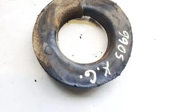Peugeot 406 Front coil spring rubber mount 