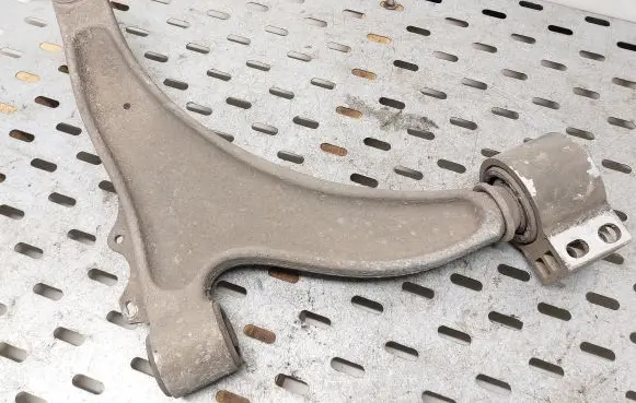 Opel Insignia A Front lower control arm/wishbone