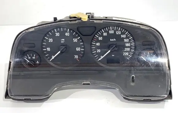 Opel Zafira A Speedometer (instrument cluster) 24461753JF