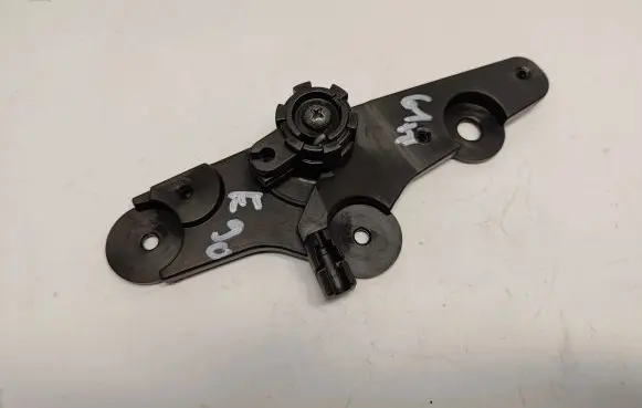 Engine bonnet (hood) release handle