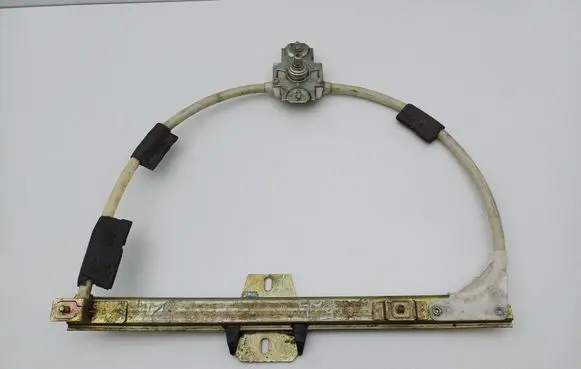 Skoda Felicia I Rear door manual window regulator 976302486