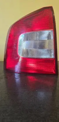 Skoda Octavia Mk2 (1Z) Rear/tail lights 275901 1Z9945