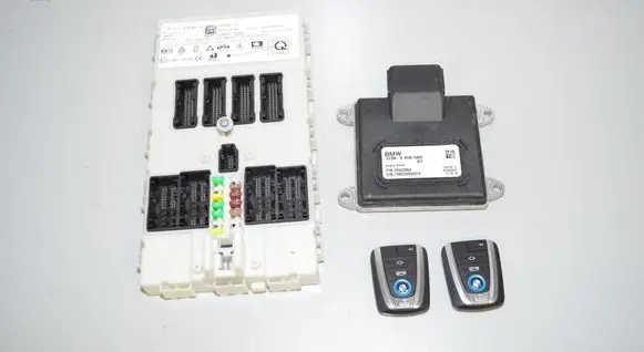 BMW i3 Engine ECU kit and lock set 8736965 61355B5D695 5B5D695