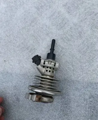 Volkswagen Sharan AdBlue injector 3C0131113C