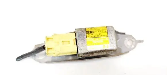 Toyota Prius (XW20) Airbag deployment crash/impact sensor 8983347030 89833-47030