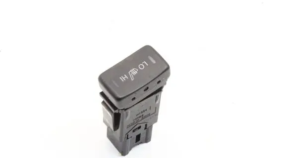 Suzuki SX4 S-Cross Seat heating switch 3785061M00
