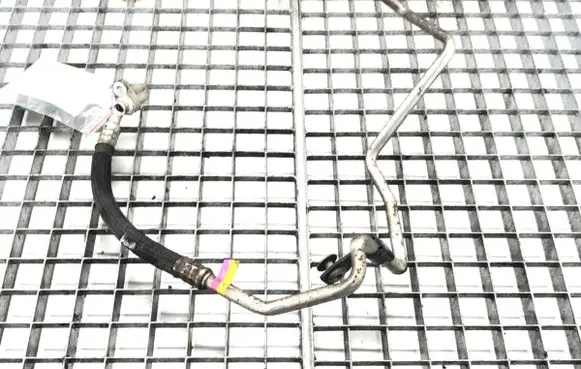 Air conditioning (A/C) pipe/hose