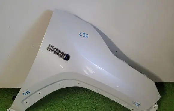 Toyota RAV 4 (XA50) Fender 