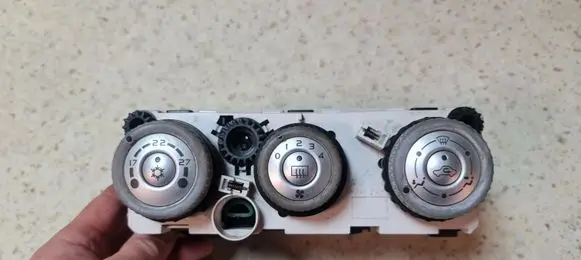 Mitsubishi Colt Climate control unit 69657032 69667301 69660063