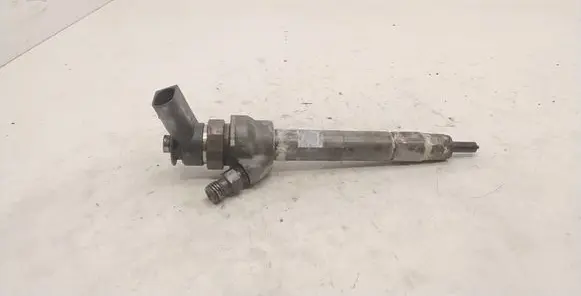 BMW 1 E81 E87 Fuel injector 7798446 0445110289