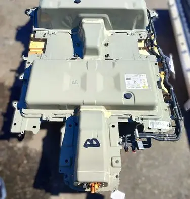 Peugeot 208 II Hybrid / electric car battery 9847028980 9847335180