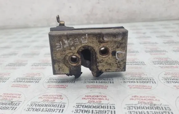 Audi 80 90 B3 Front door lock 893837016C