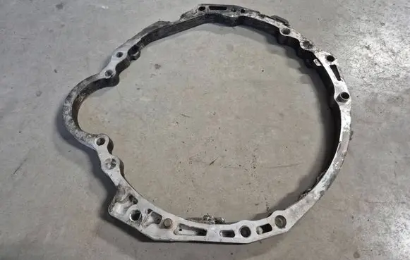 Nissan Patrol Y61 Gearbox mounting bracket 30457VB300