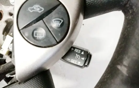 Toyota Prius (XW20) Cruise control stalk 