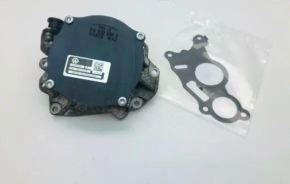 Volkswagen Beetle A5 Vacuum pump 03L145100B