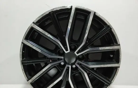 BMW X1 U11 R18 alloy rim 6891179