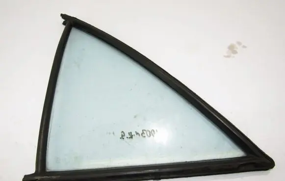 Mercedes-Benz S W126 Rear vent window glass 43R001025