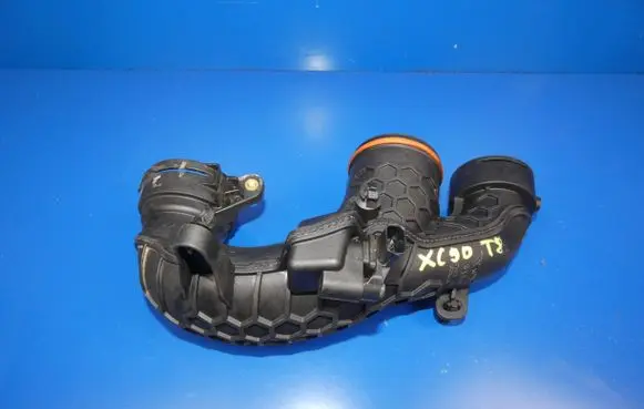 Volvo XC90 Intercooler hose/pipe 31474787