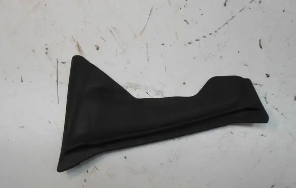 Audi TT TTS RS Mk3 8S Front arch trim 8S0823281
