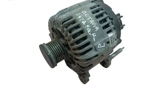 Skoda Octavia Mk2 (1Z) Generator/alternator P0628177 0101715