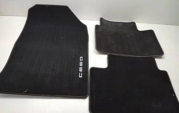 KIA Ceed Car floor mat set J7143ADE01