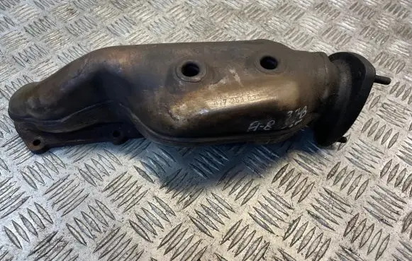 Audi A8 S8 D3 4E Exhaust manifold 077253033AB