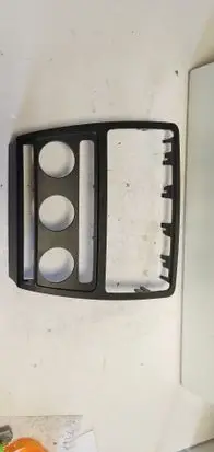Radio/GPS head unit trim